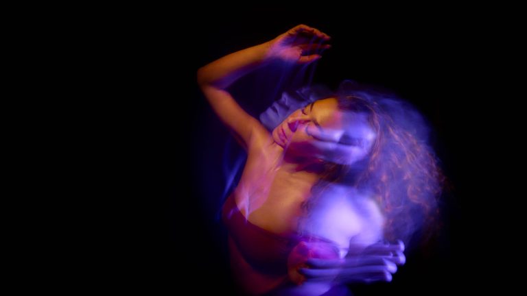 Intimate Encounters Explored in Groundbreaking Theatre Production
