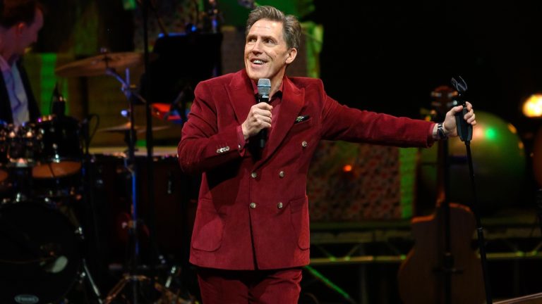 Rob Brydon Announces Festive Tour for Christmas 2025
